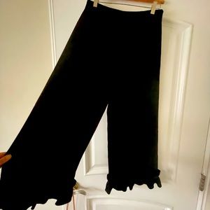 Black club Monaco ruffle pants